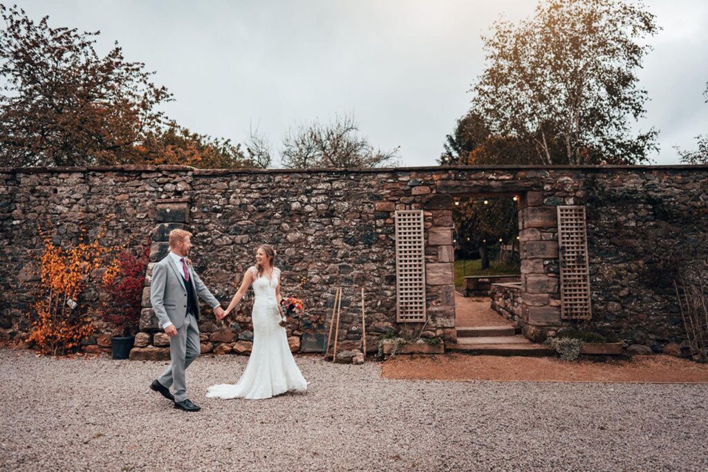 George&Steph--LongAcreBarn-107